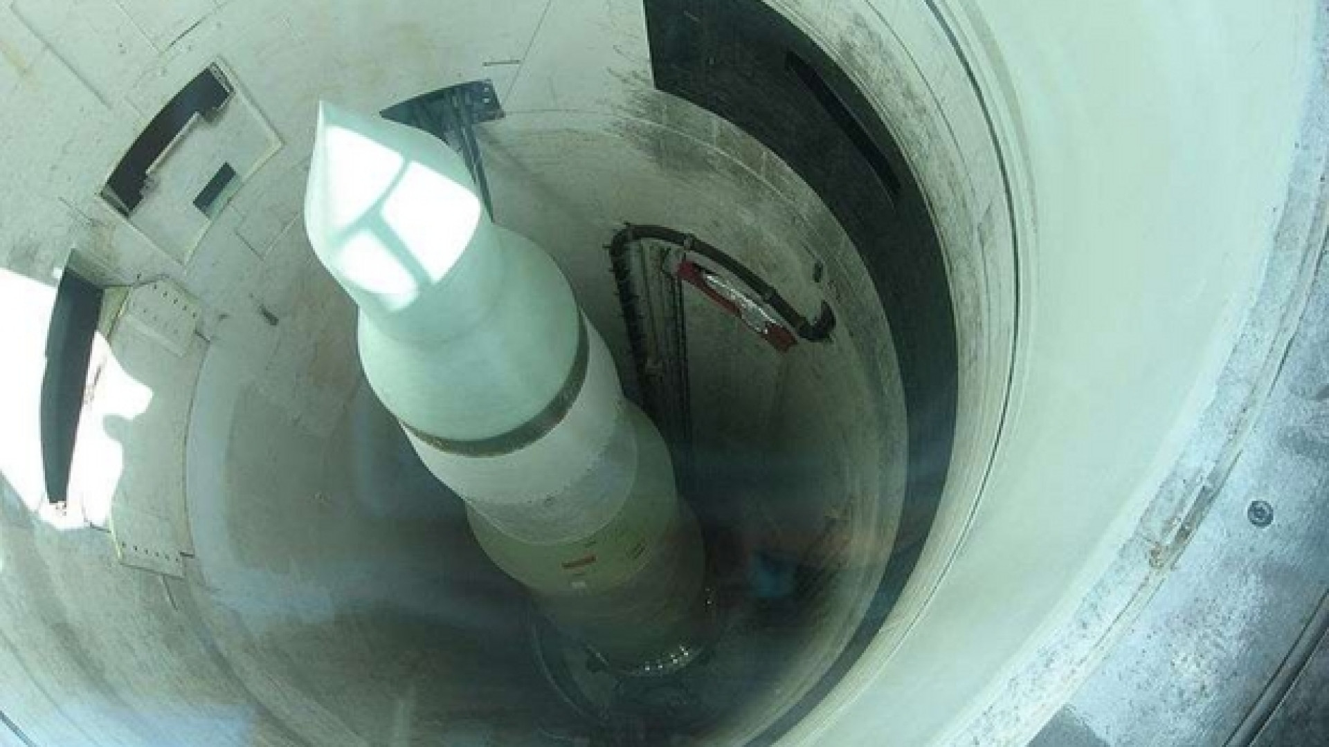 Immagine di Comincia all’Onu la lotta del mondo contro l’atomica