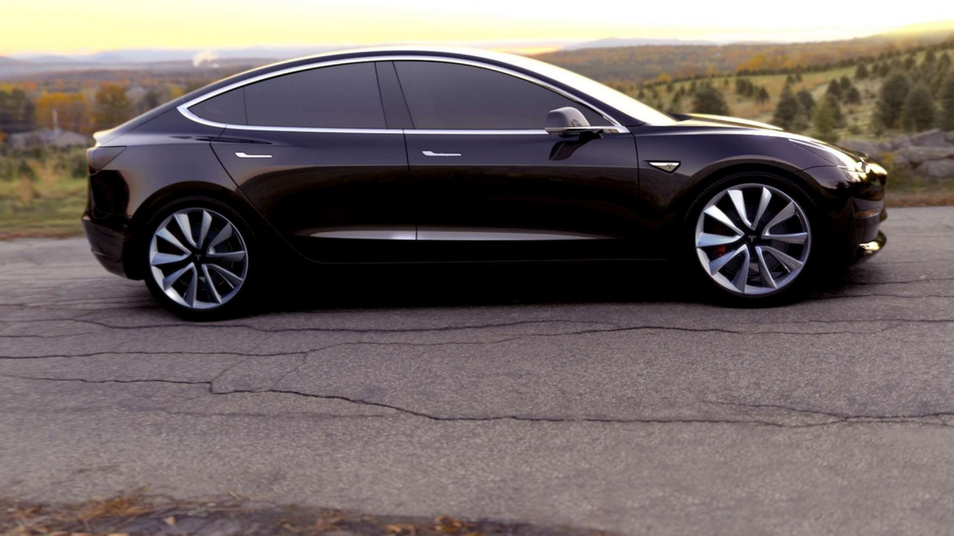 Immagine di Pronta la Model 3, l'auto elettrica quasi di massa