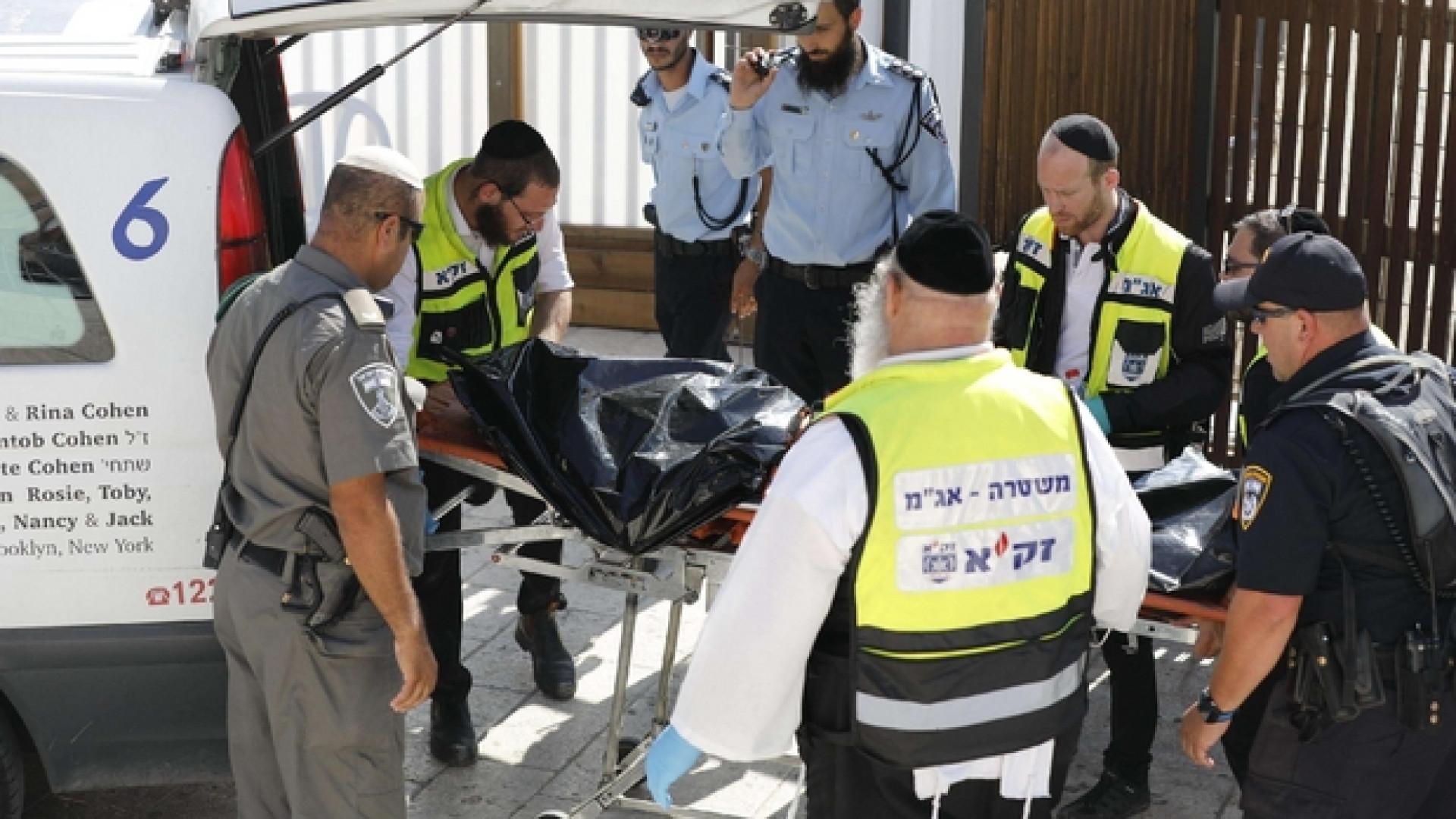 Immagine di Dopo la strage riapre a Gerusalemme la Spianata delle Moschee