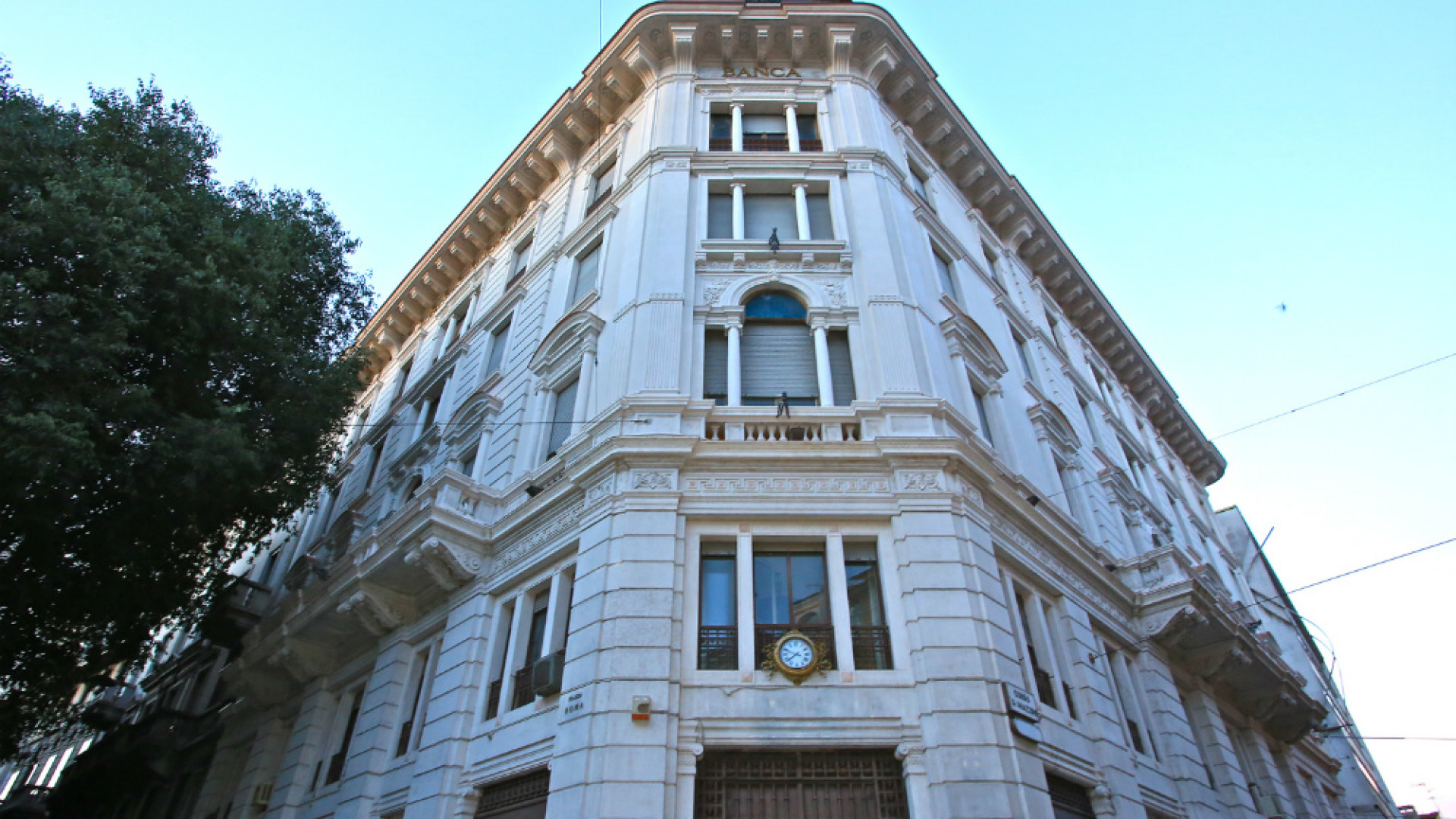 Immagine di Torna a splendere in piazza Roma  il palazzo del Credito Commerciale "prodigio" del liberty cremonese