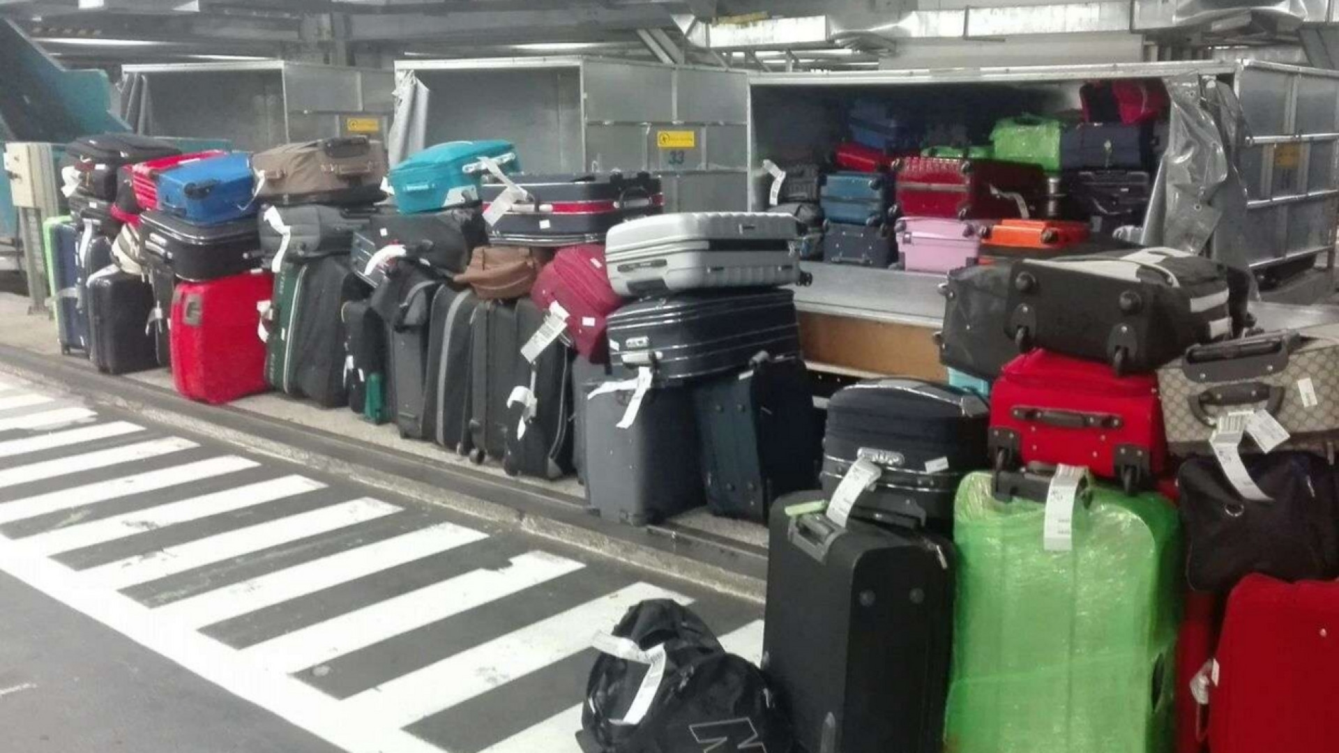 Immagine di Aeroporti, sciopero improvviso a Linate e Malpensa