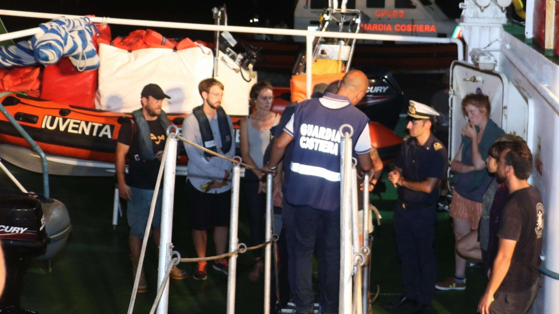 Immagine di Sequestrata nave di Ong tedesca. Si indaga per favoreggiamento