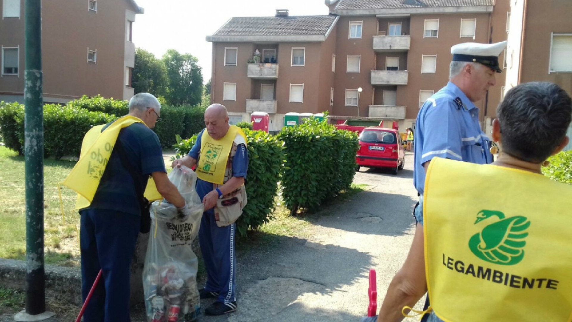 Immagine di Al Cambonino anteprima dell'iniziativa “Puliamo il Mondo”