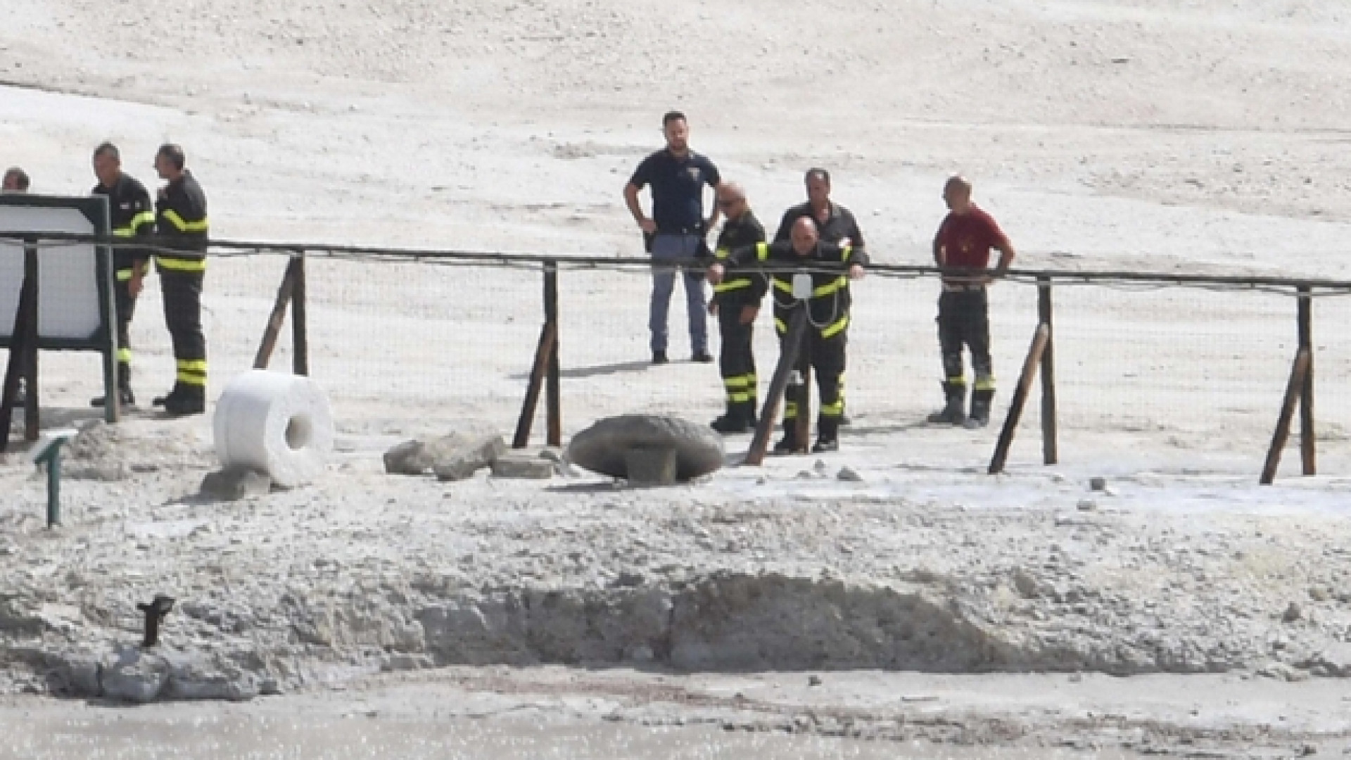 Immagine di Famiglia inghiottita dalla solfatara: morti madre, padre e figlio 11enne