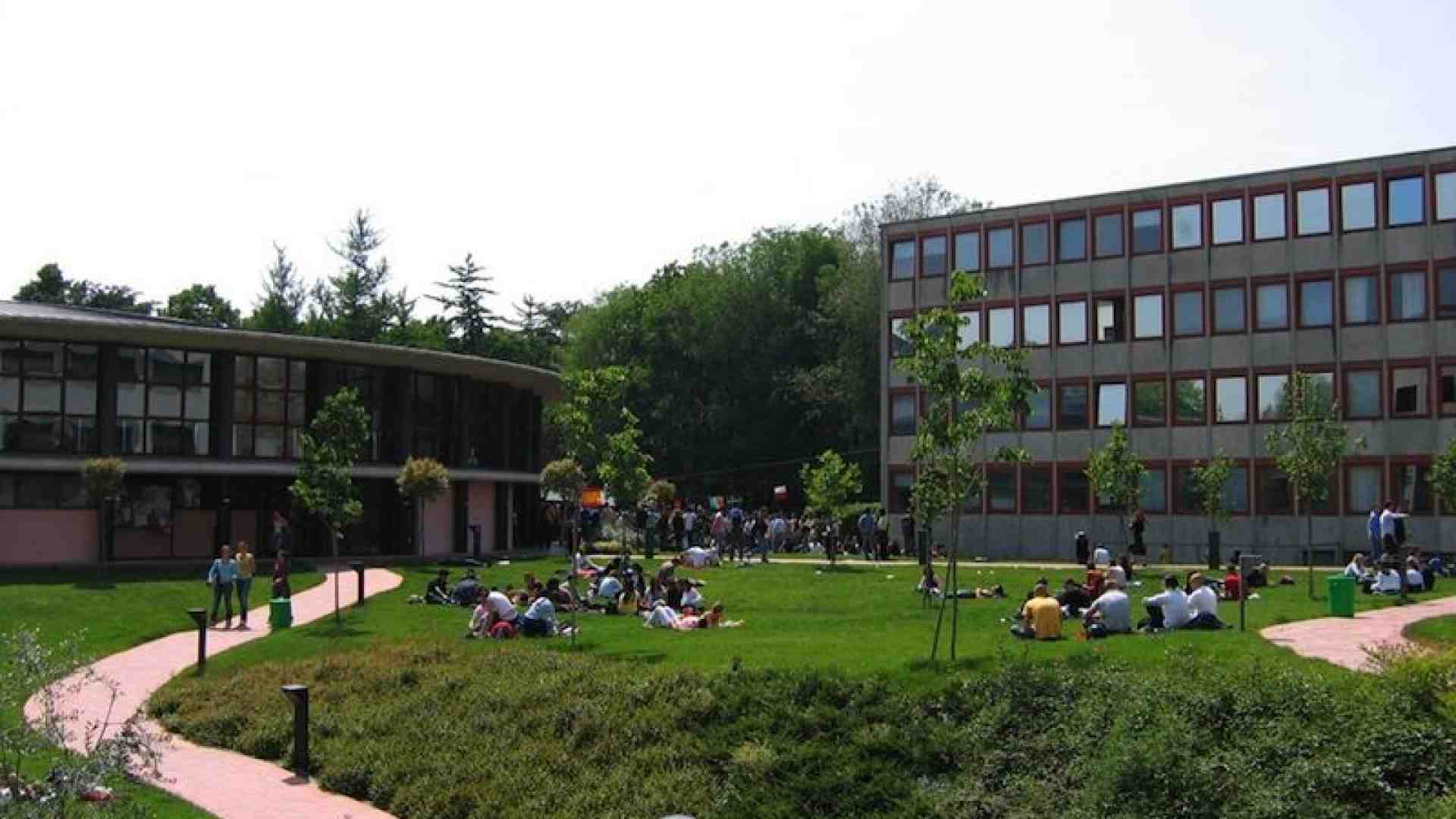 Immagine di Taglio dei fondi agli atenei veneti: la protesta di Zaia