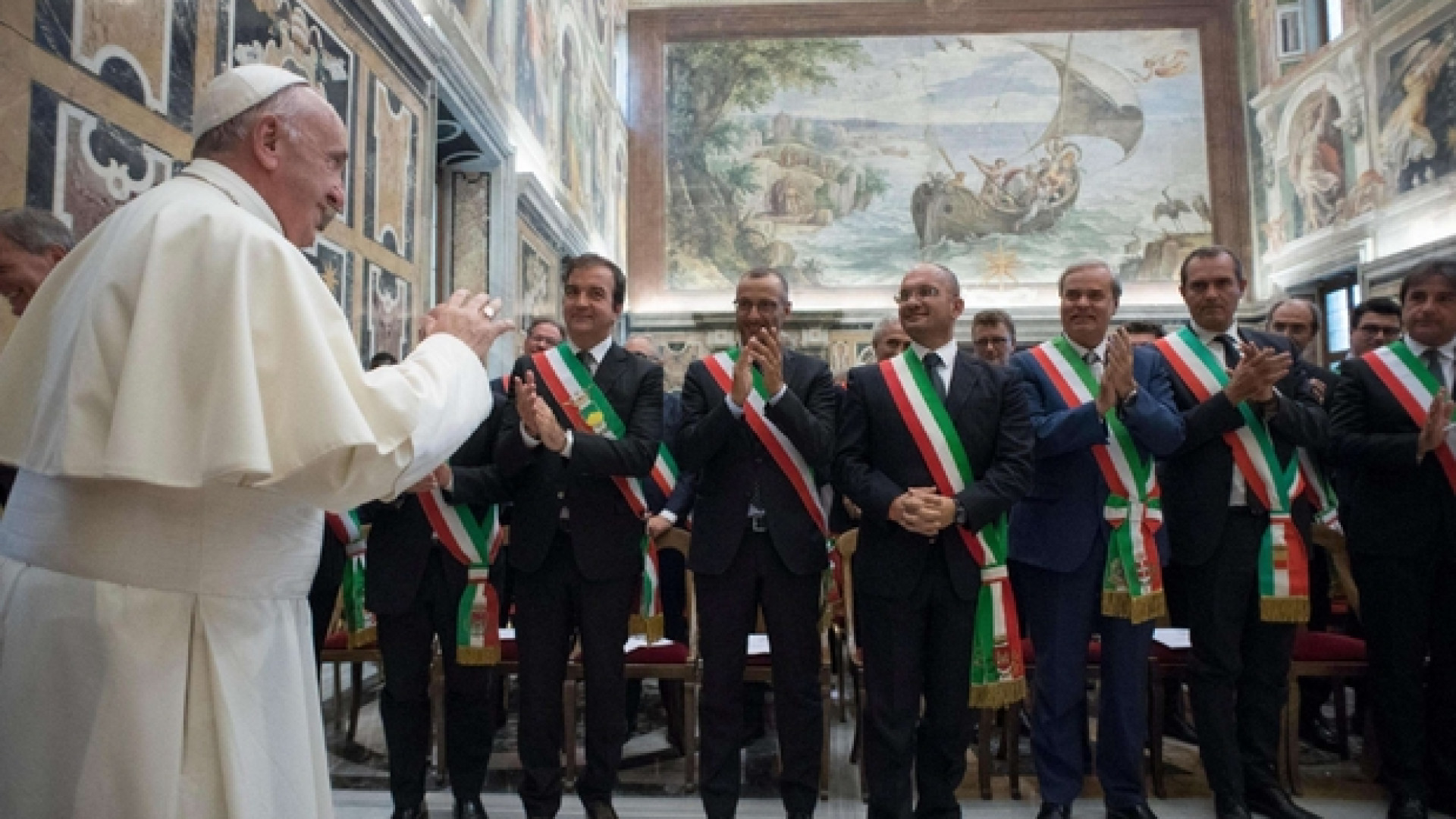 Immagine di Il Papa ai sindaci: siate prudenti, coraggiosi e teneri