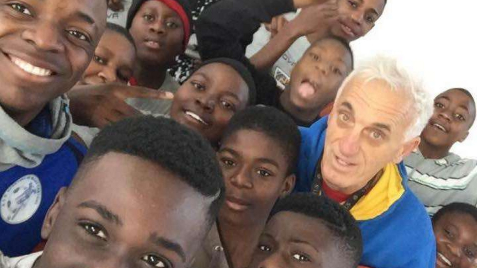 Immagine di Appello al Cio per far giocare i ragazzi di Castel Volturno