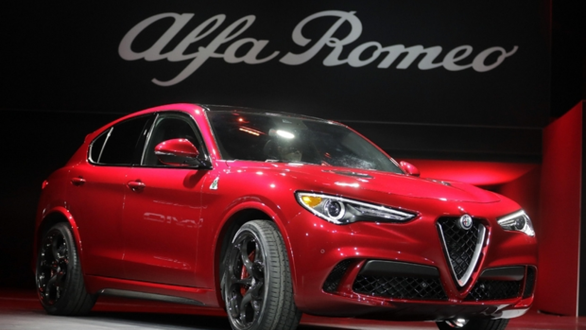 Immagine di L'Europa frena, Alfa Romeo vola con Giulia e Stelvio