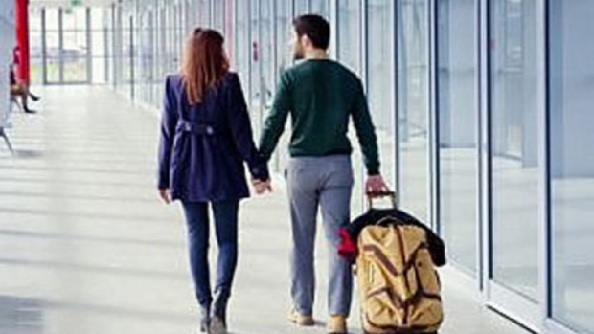 Immagine di 5 milioni di italiani fuori dall'Italia. E i giovani continuano a partire