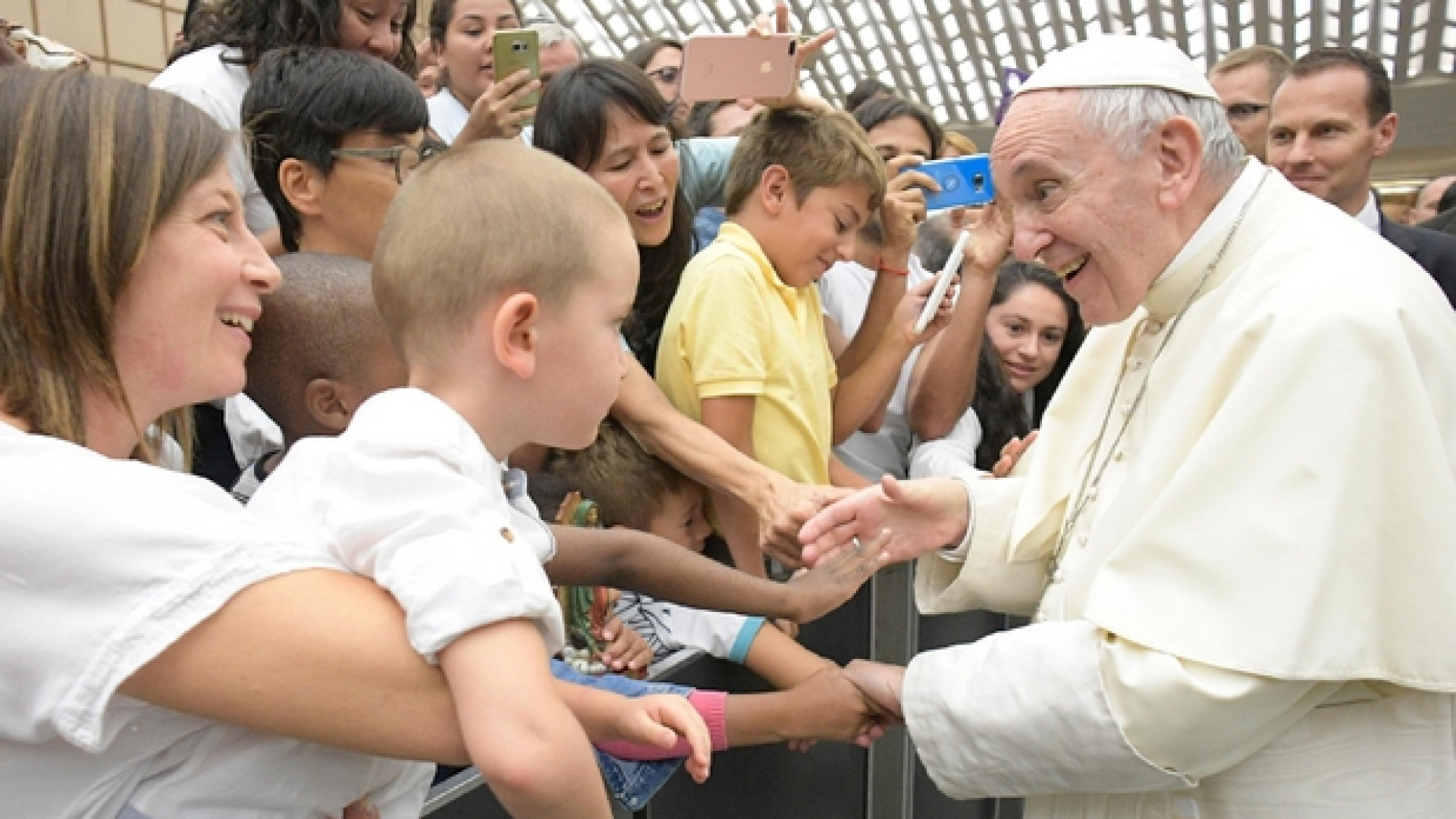 Immagine di E ora il Papa diventa attore per i più piccoli