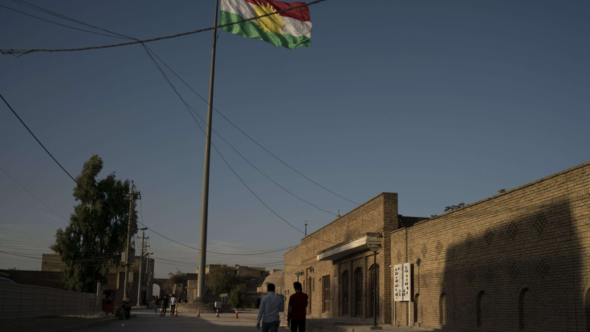 Immagine di Il premier Abadi ai curdi: «Prima annullate il referendum poi trattiamo»