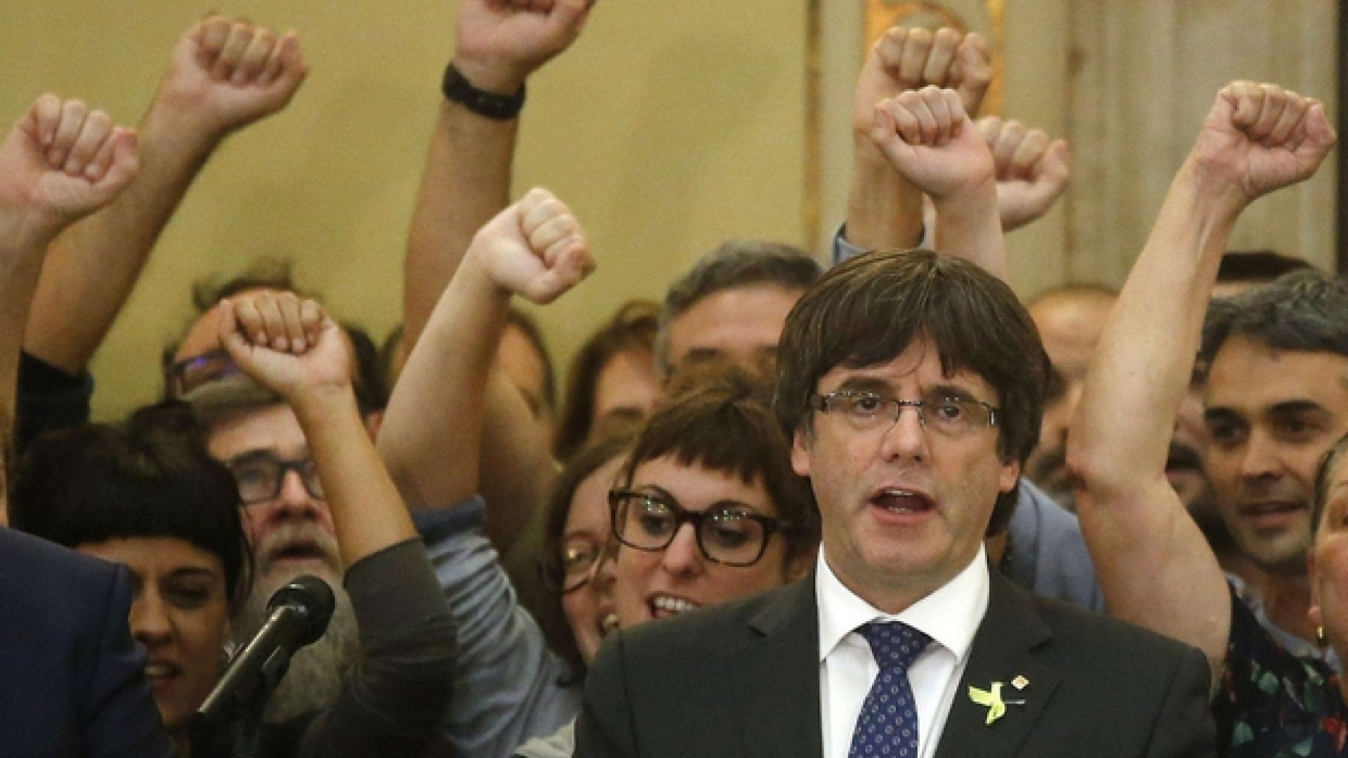Immagine di Chiesta l'incriminazione di Puigdemont per ribellione. E lui vola in Belgio
