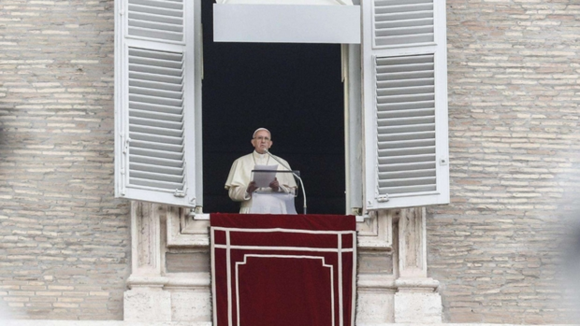 Immagine di Il Papa: «Senza l’amore, sia la vita sia la fede rimangono sterili»
