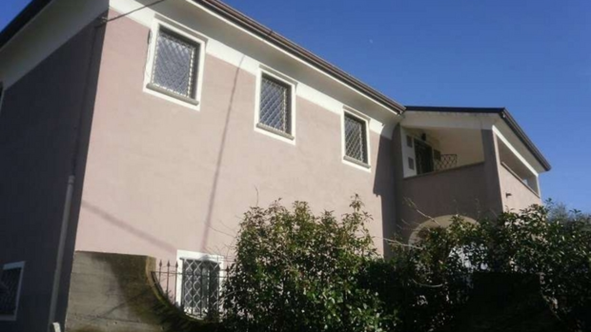 Immagine di L’ex villa del «boss» a Sarzana diventa ostello e casa famiglia