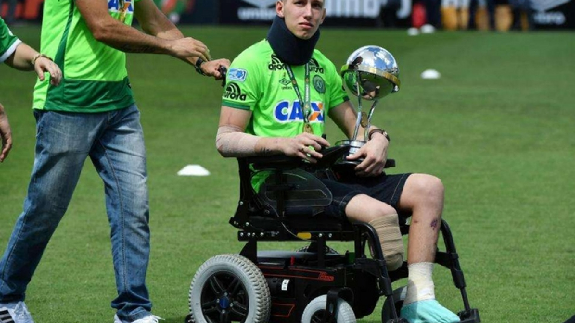 Immagine di Follmann e i sopravvissuti indomiti della Chapecoense