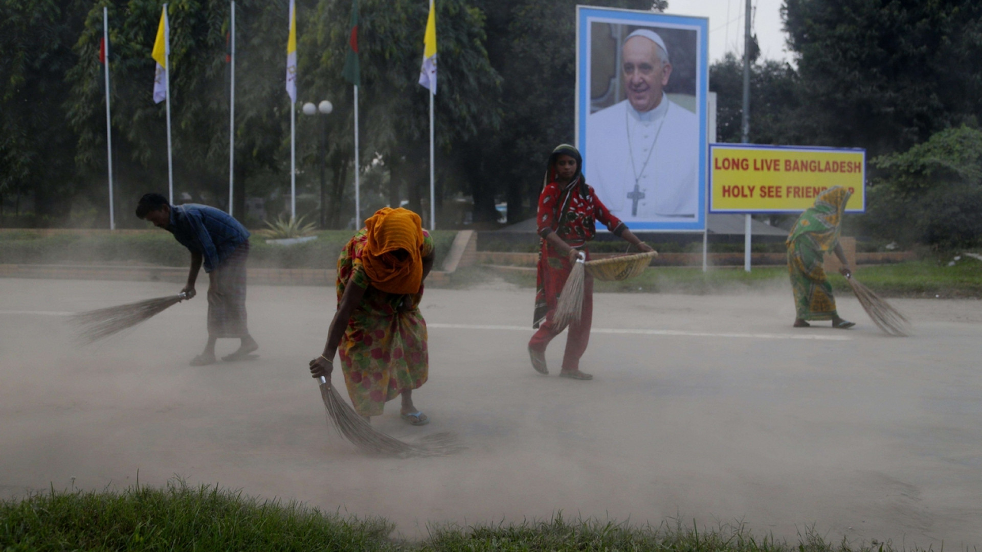 Immagine di In Bangladesh Francesco da «apostolo di pace»