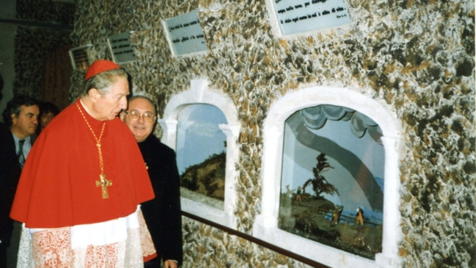 Immagine di Milano, apre il presepe «ispirato» dal cardinale Martini