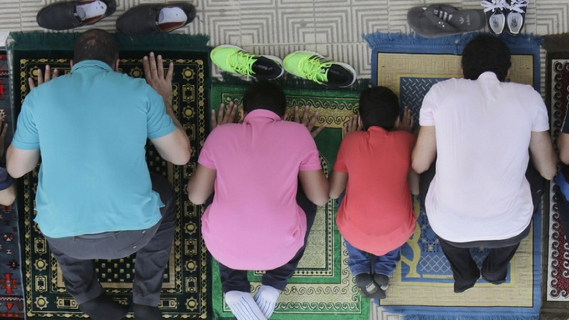 Immagine di Moschea a Sesto Fiorentino «Libertà di culto nei fatti»