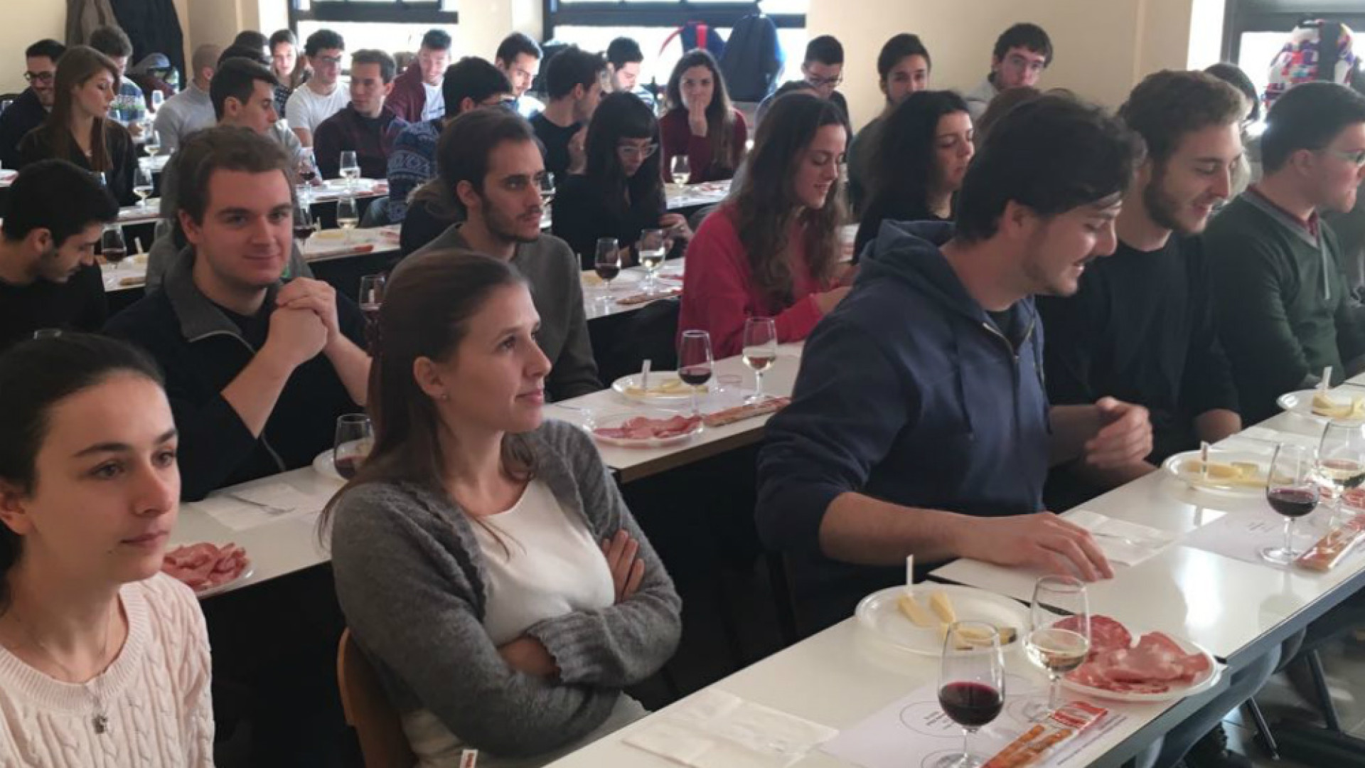 Immagine di Vino e salumi per il Welcome day di Scienze agrarie alimentari e ambientali