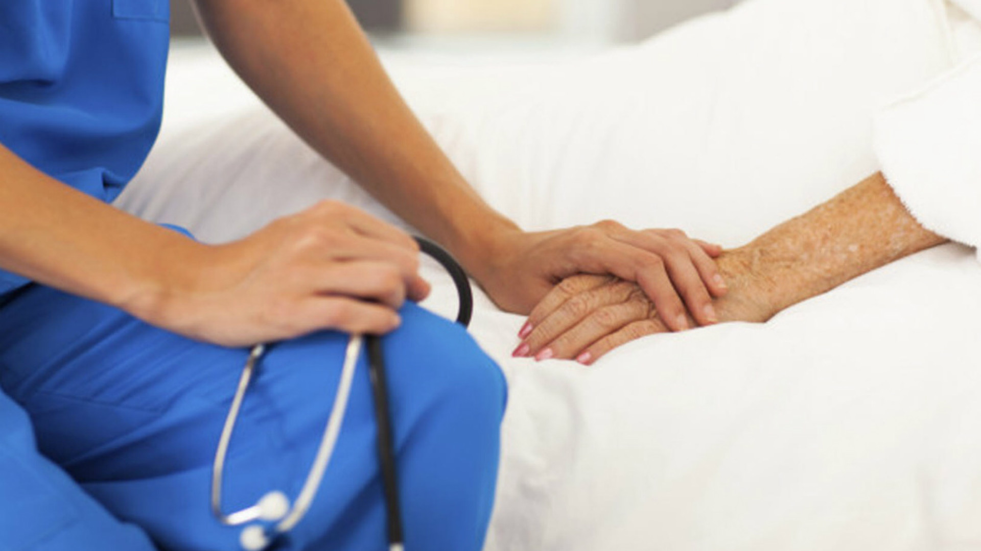 Immagine di Con la nuova legge sul biotestamento lo Stato "scarta" i cittadini più deboli