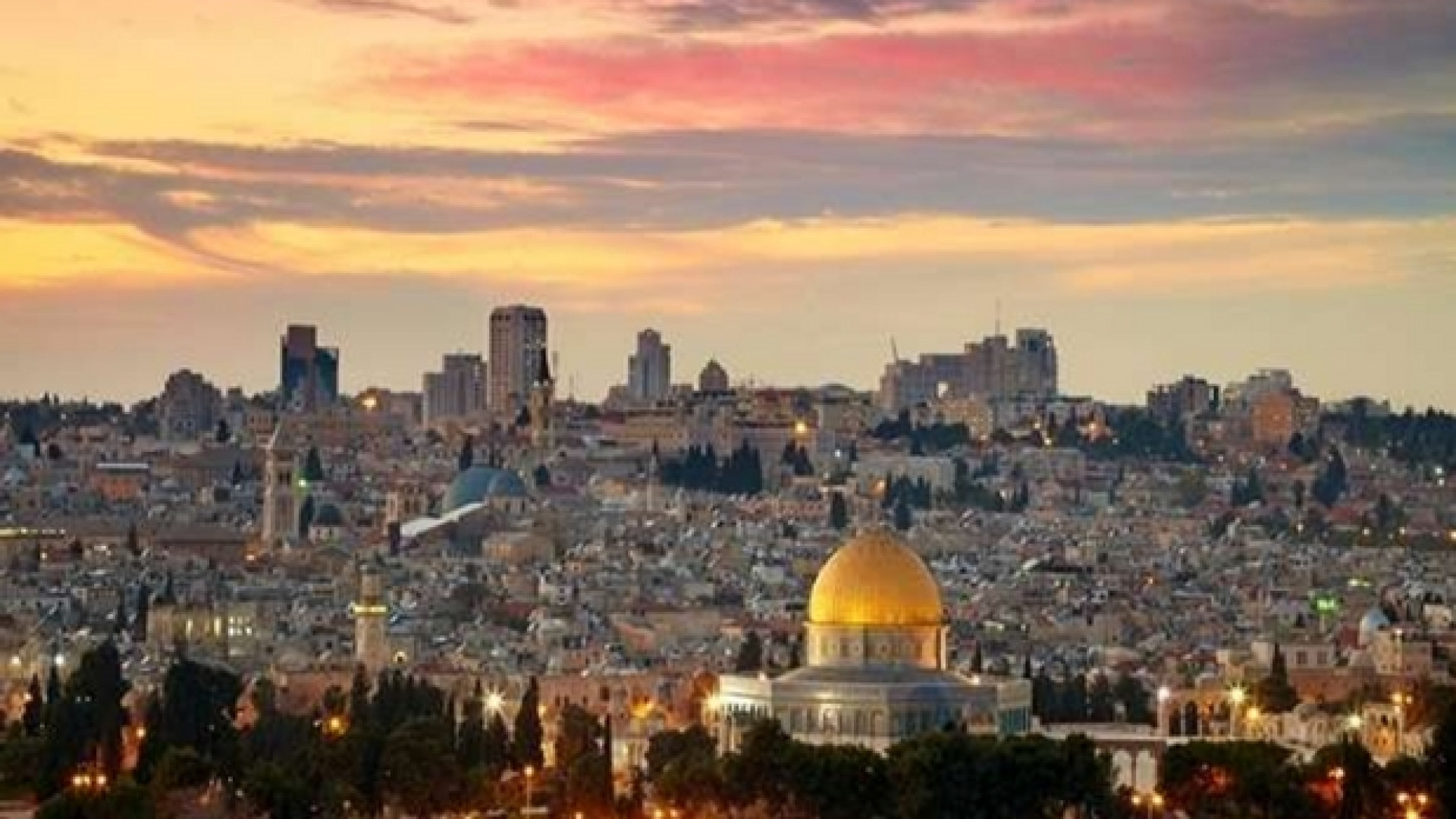 Immagine di Gerusalemme, la città divisa unita dalla povertà