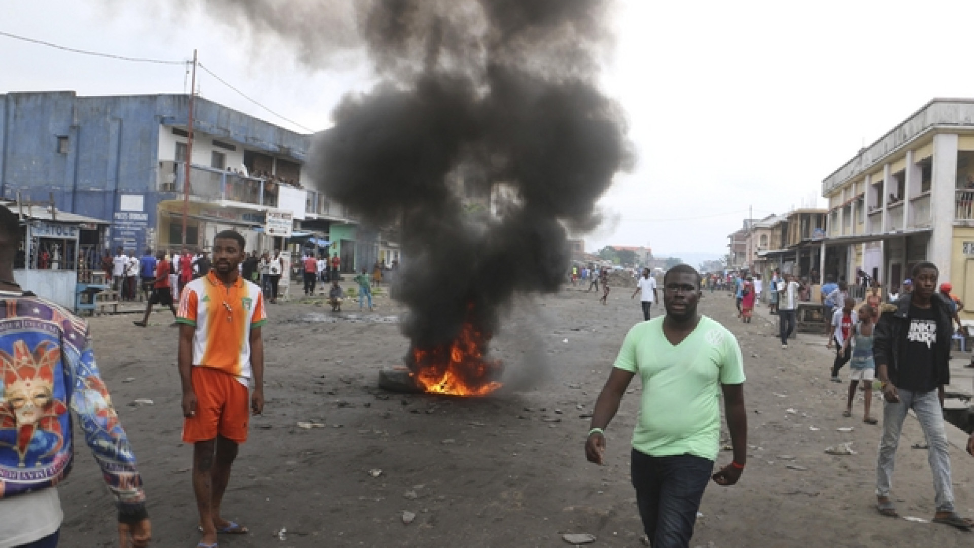Immagine di Spari fuori dalla cattedrale di Kinshasa dopo la Messa del cardinale Monsengwo