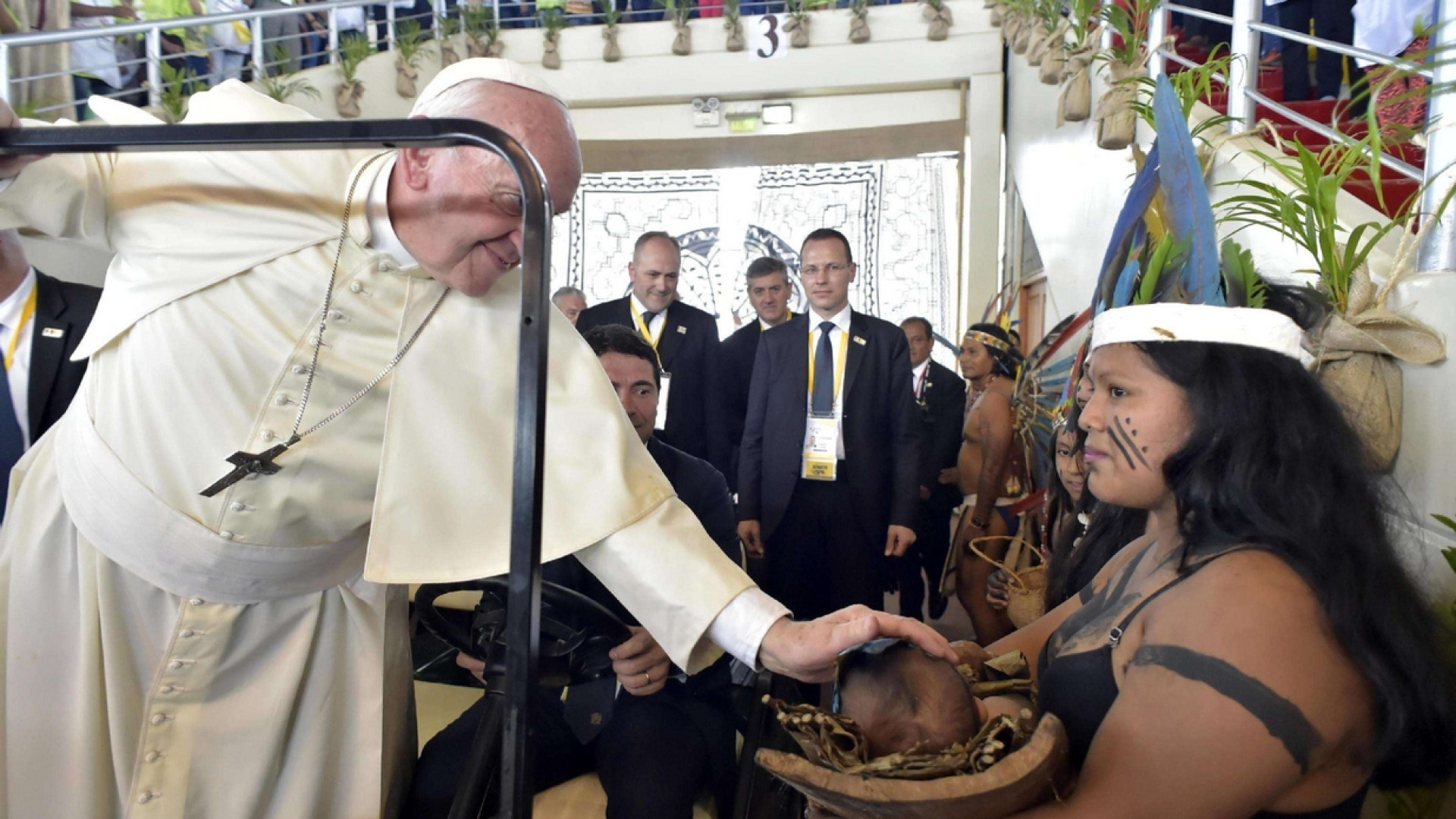Immagine di Il Papa ai popoli indigeni: difendere l'Amazzonia è difendere la vita