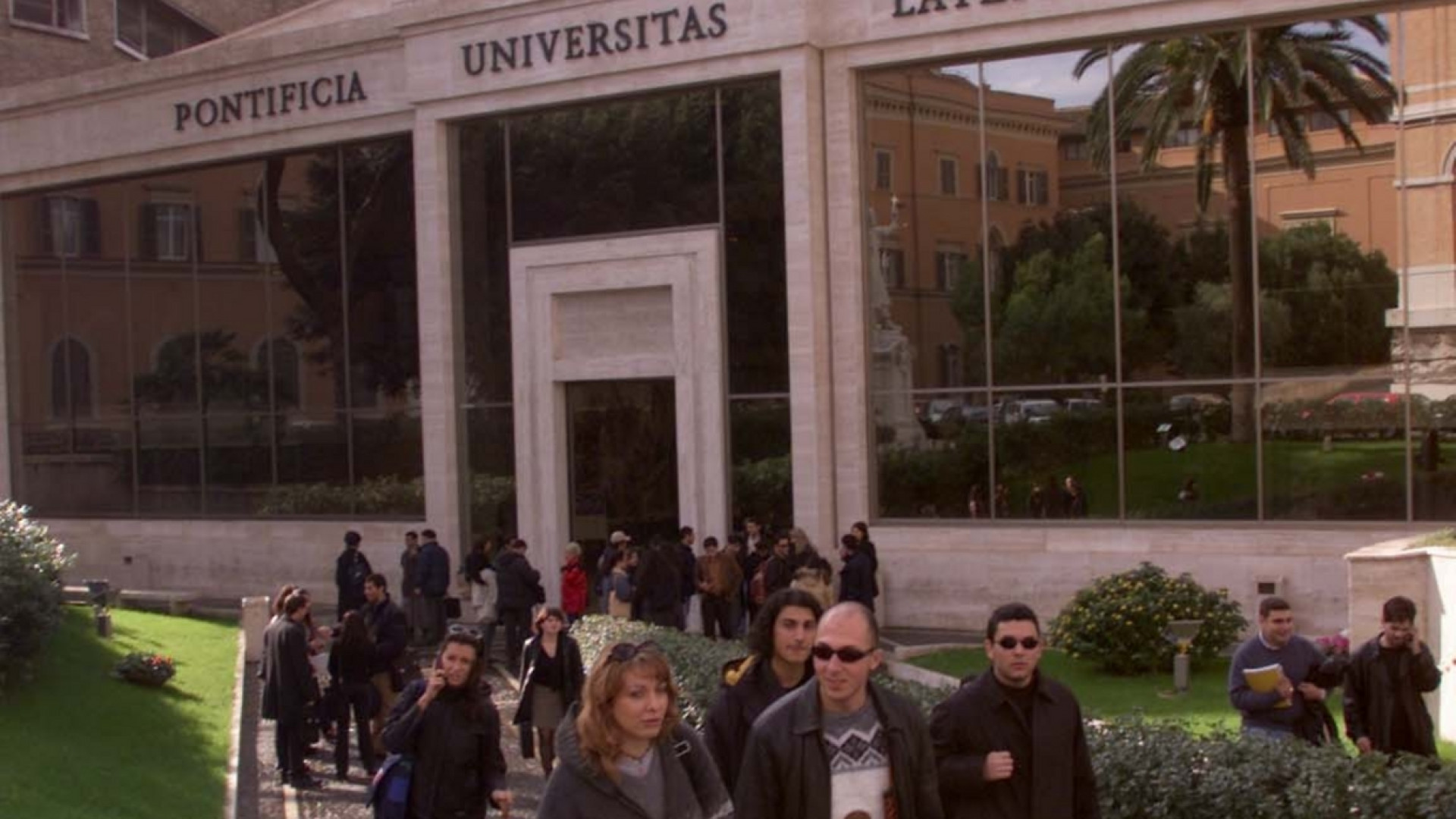 Immagine di Teologia e scuola, si potrà studiare anche online