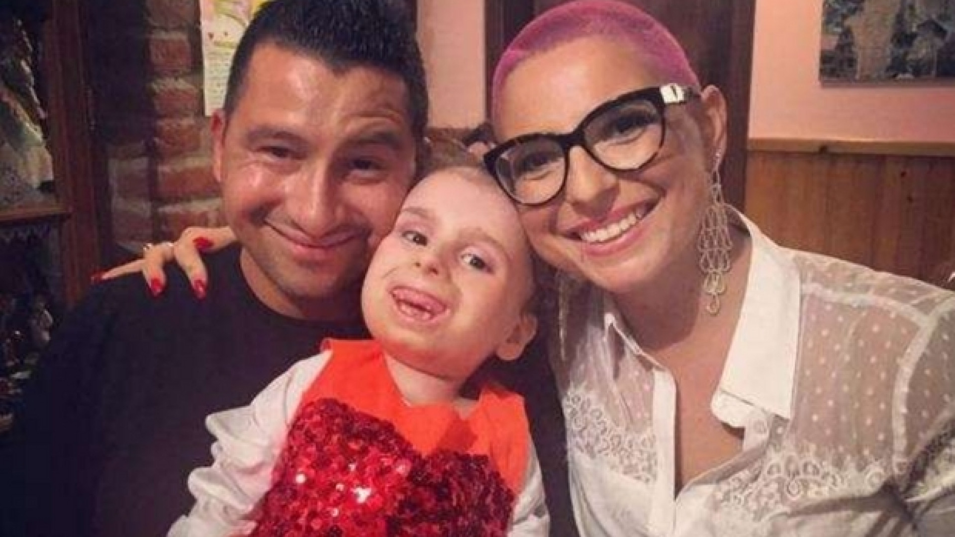 Immagine di Addio Bea, bimba «di pietra». La zia: la penso abbracciata alla sua mamma