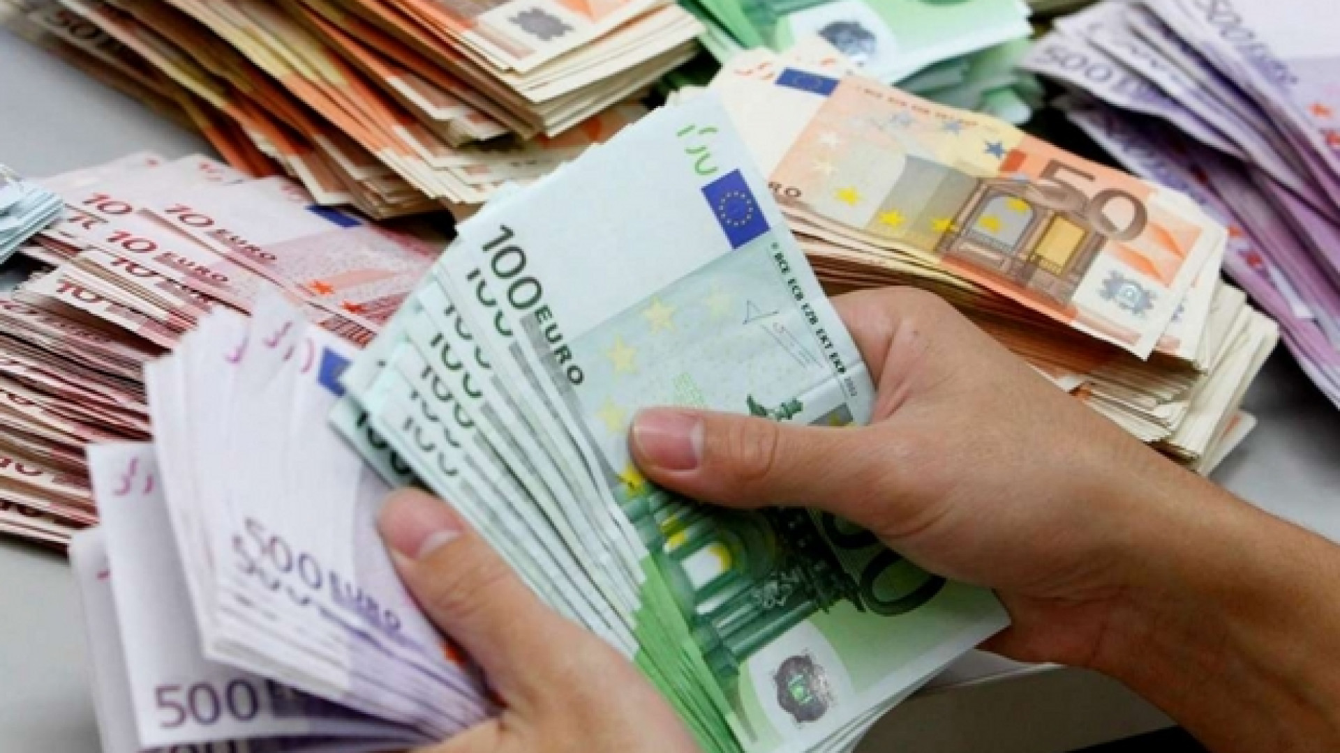 Immagine di Ma il debito è frutto di interessi (ed evasione)