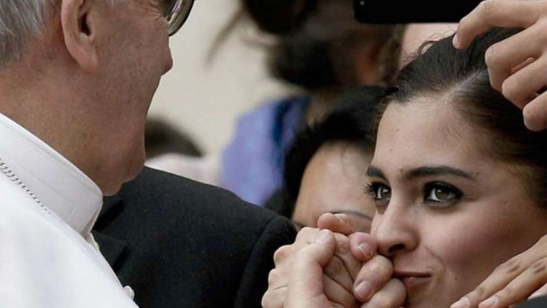 Immagine di Papa Francesco: mi preoccupa un certo maschilismo nella società (e nella Chiesa)