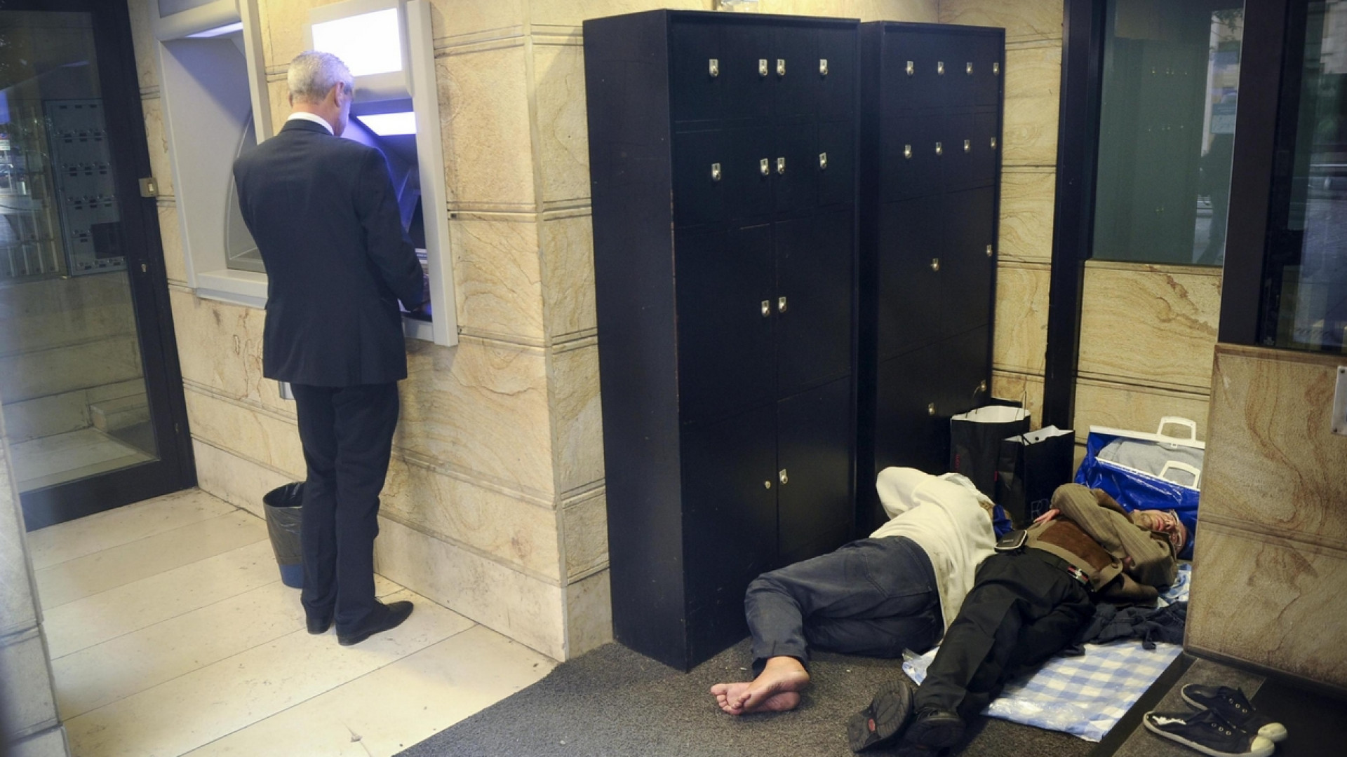 Immagine di Bankitalia: crescono le diseguaglianze. Uno su 4 a rischio povertà