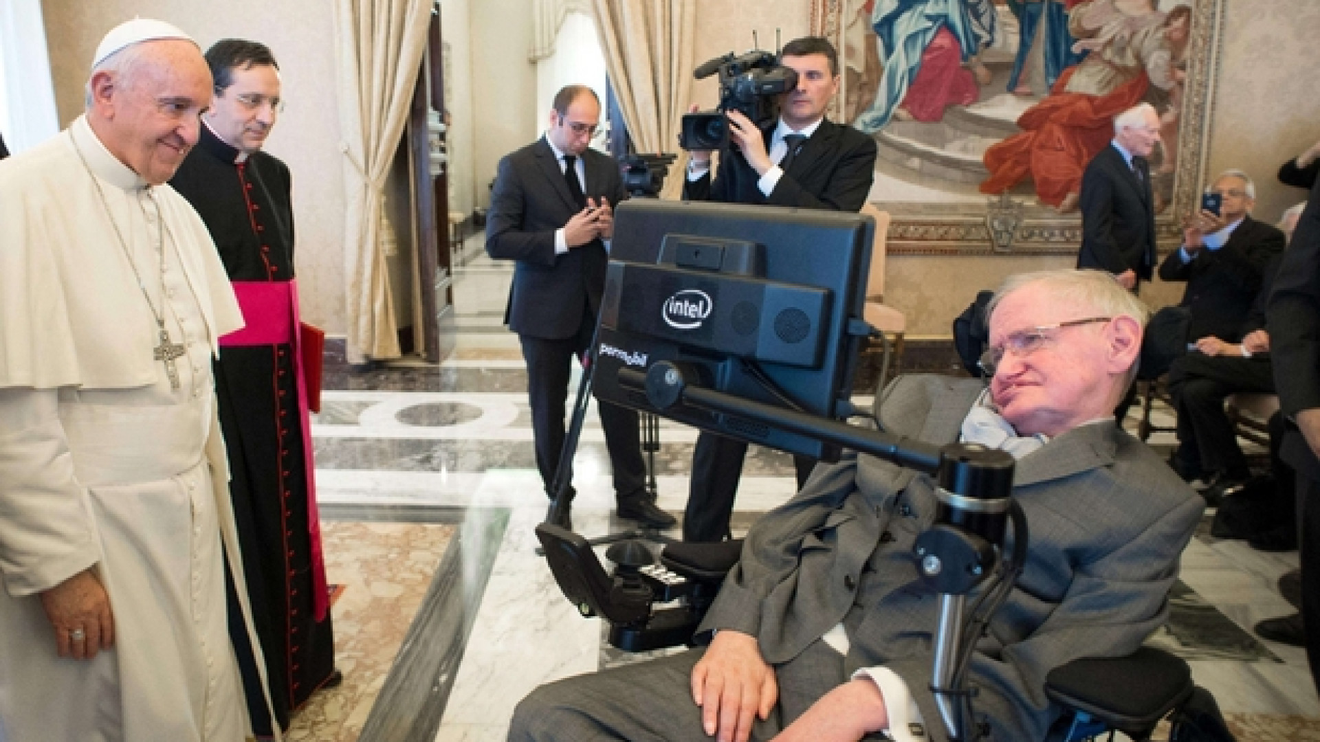 Immagine di È morto Hawking, l'astrofisico che studiò le origini dell'universo