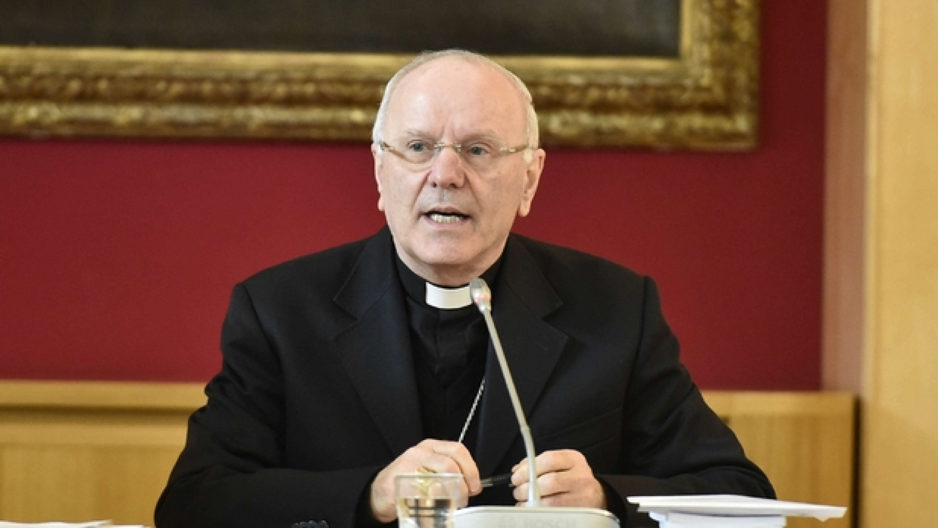 Immagine di Galantino: insufficiente sensibilità politica tra i cattolici