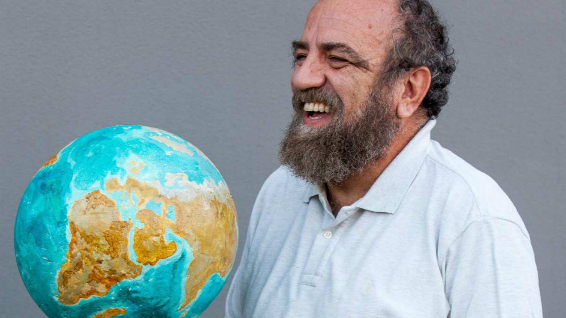 Immagine di Giobbe Covatta e Tozzi la Terra si salva ridendo