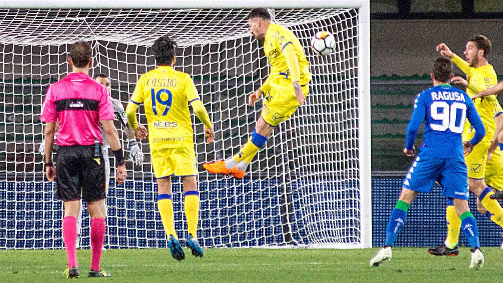 Immagine di Al 95' la Cassata è servita: Chievo-Sassuolo 1-1