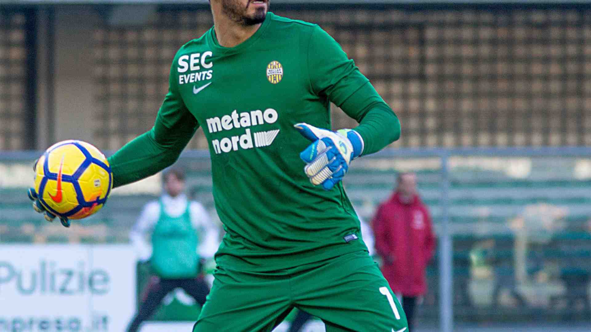 Immagine di Saponetta Nicolas e l'Hellas scivola verso la B