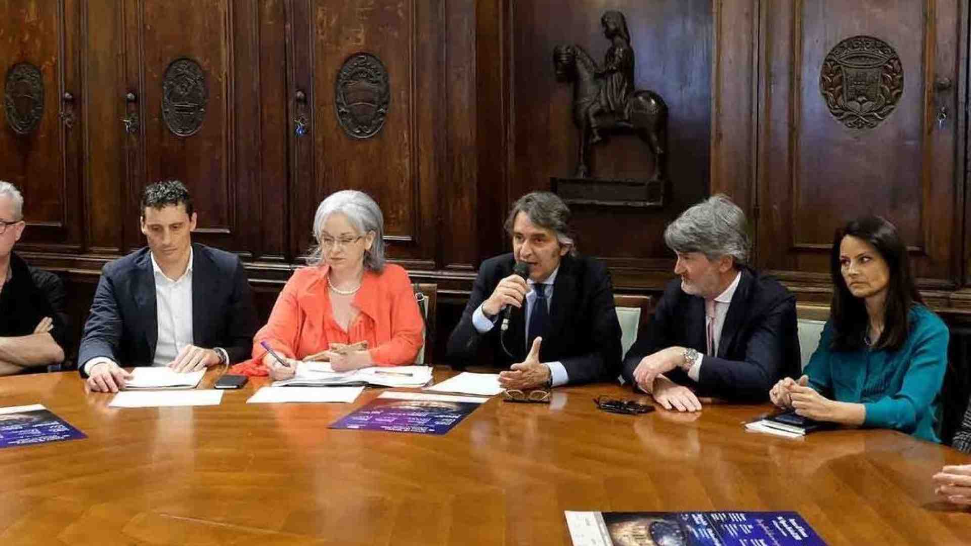 Immagine di Arena tra tradizione, innovazione e tagli ai cachet