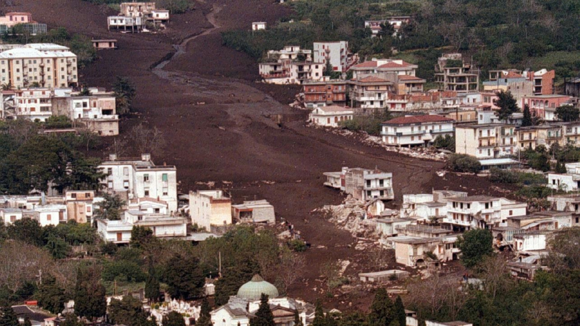 Immagine di Sarno, il 5 maggio di vent'anni anni fa la marea di fango uccise 160 persone