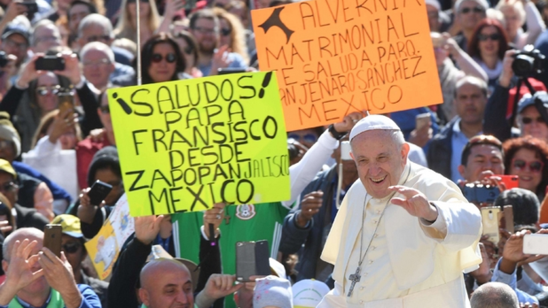 Immagine di Papa Francesco: l'educazione cristiana è un diritto dei bambini