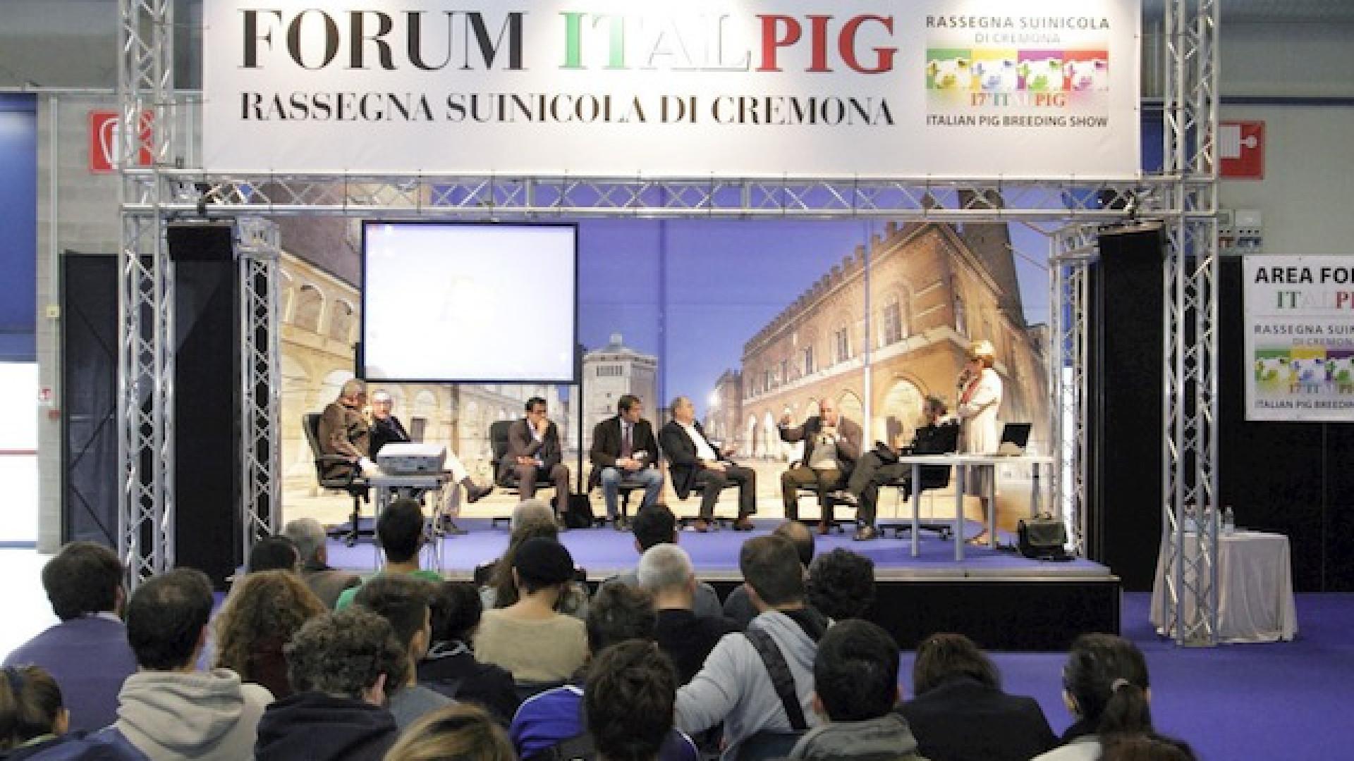 Immagine di Fiera Cremona, Lega Nord all'attacco: «Atto di forza con il rischio di esiti infausti per tutto il cremonese»
