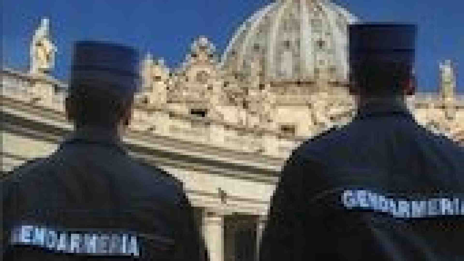 Immagine di In servizio per la sicurezza del Papa