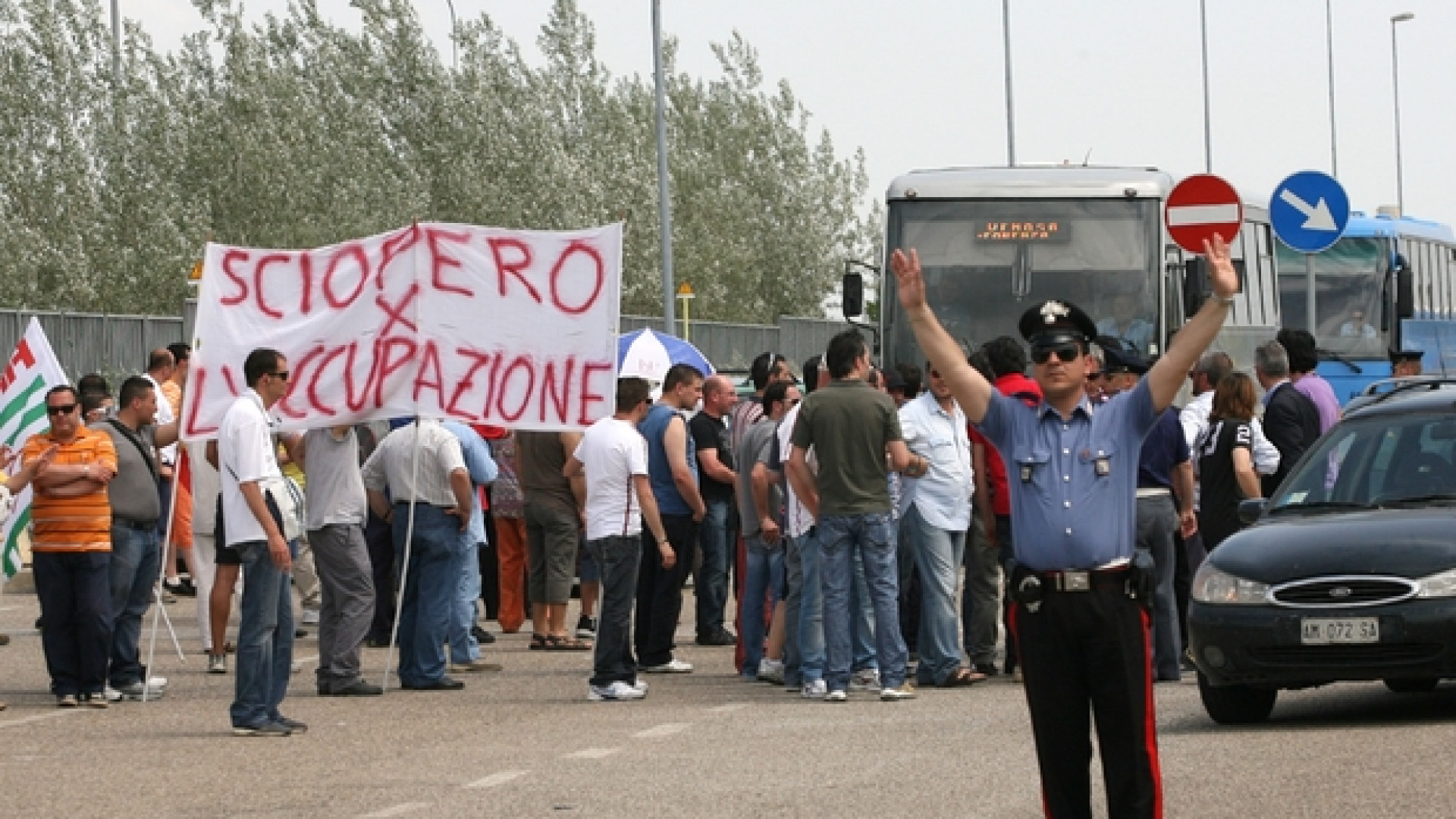 Immagine di Più posti con la reindustrializzazione
