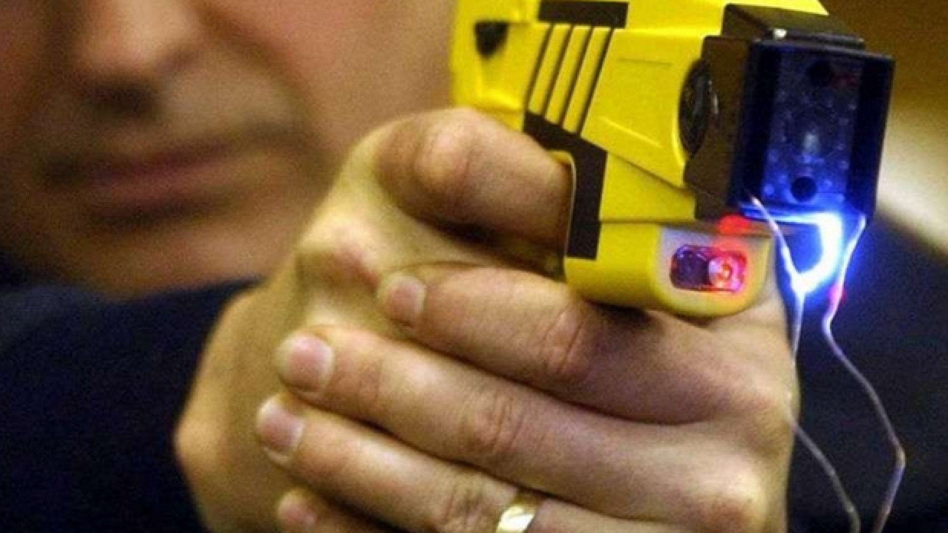 Immagine di Sì alle pistole elettriche, la svolta della Polizia