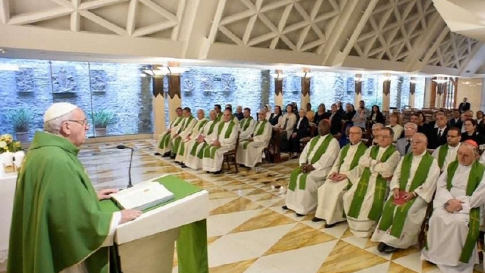 Immagine di Il Papa: l’insulto uccide il futuro, passa dall' invidia all' amicizia