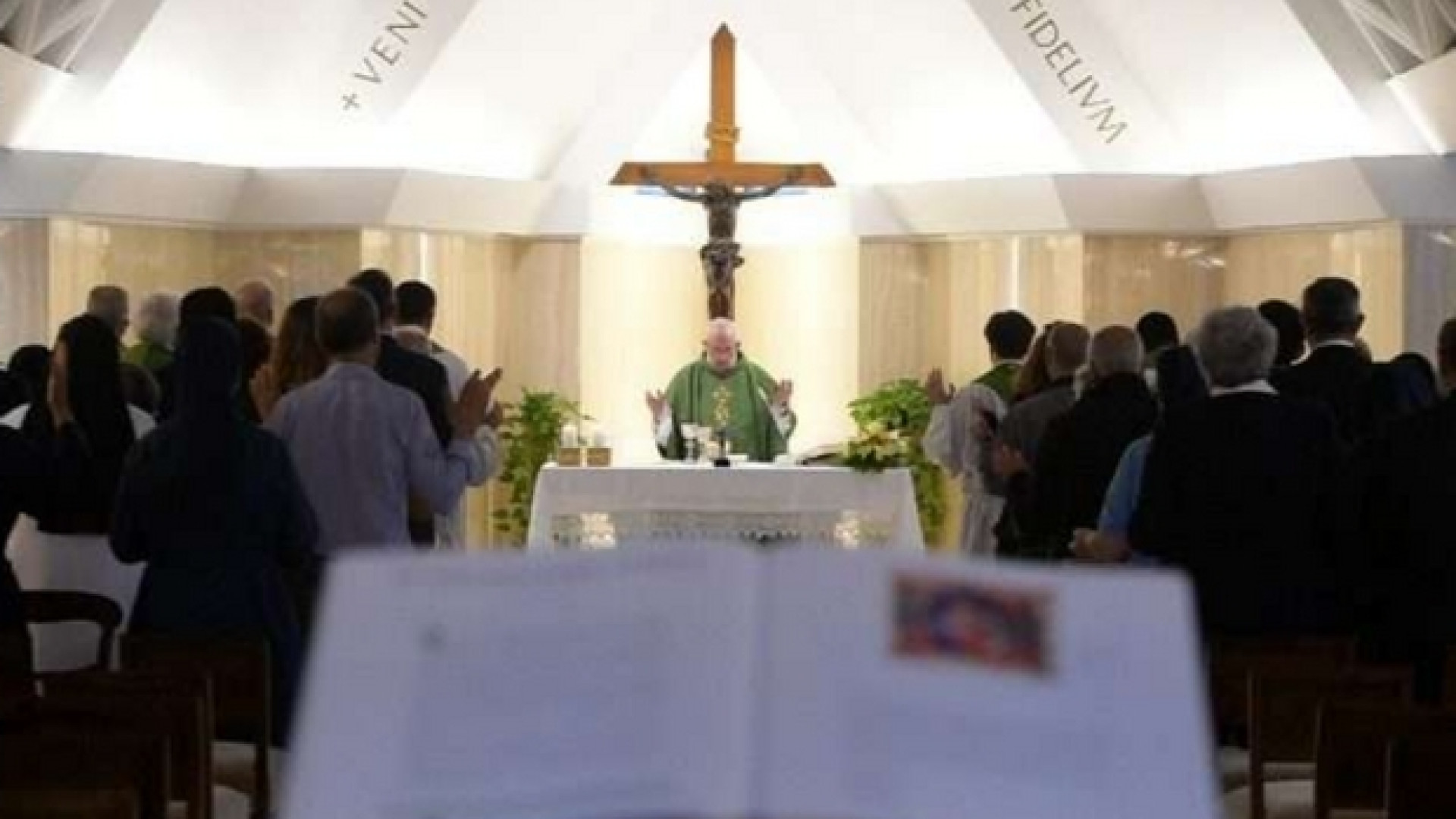Immagine di Papa Francesco : sfruttare le donne è peccato contro Dio