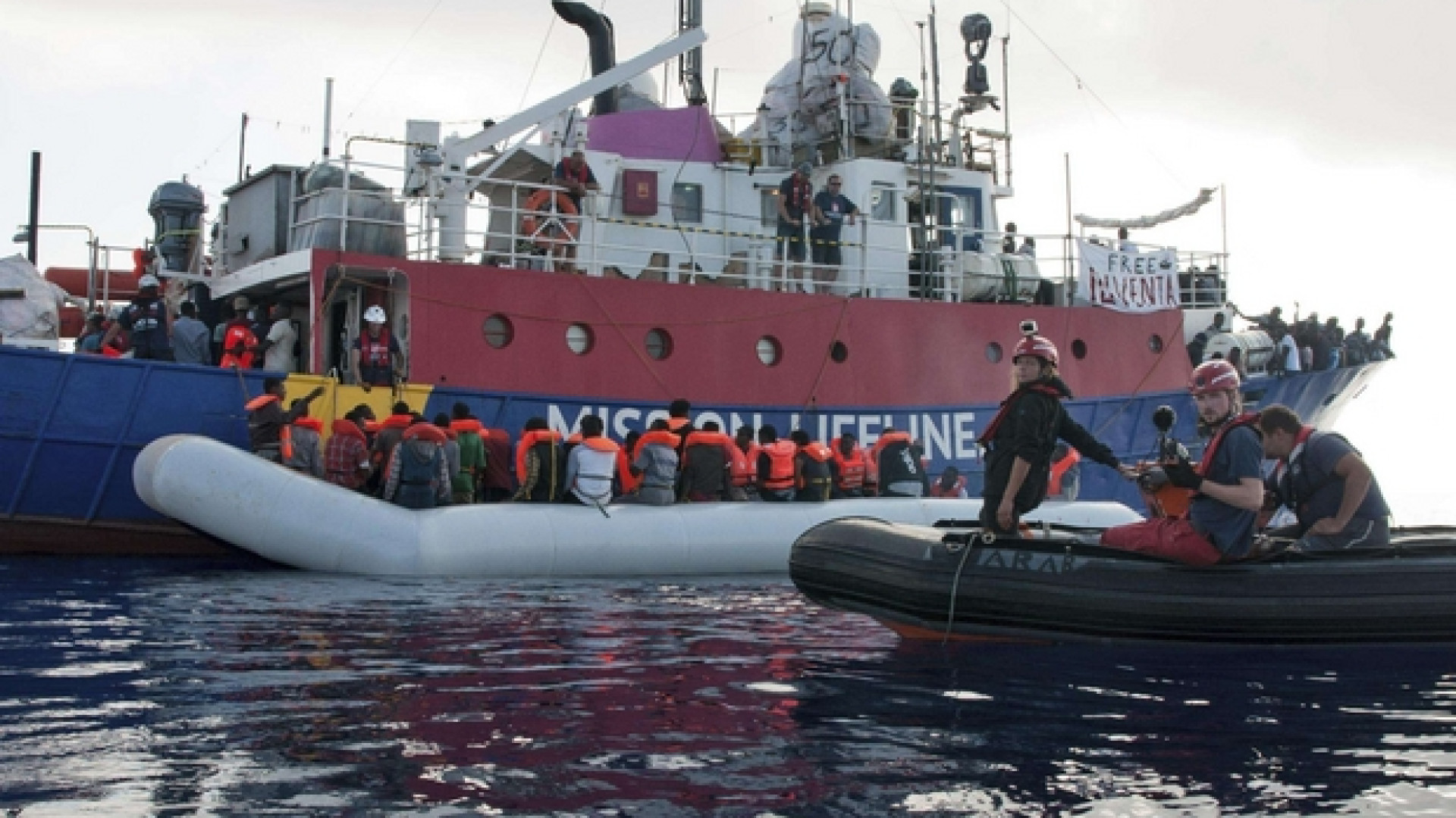 Immagine di Nave Lifeline, il no di Malta all'Italia: «Non è nostra competenza»