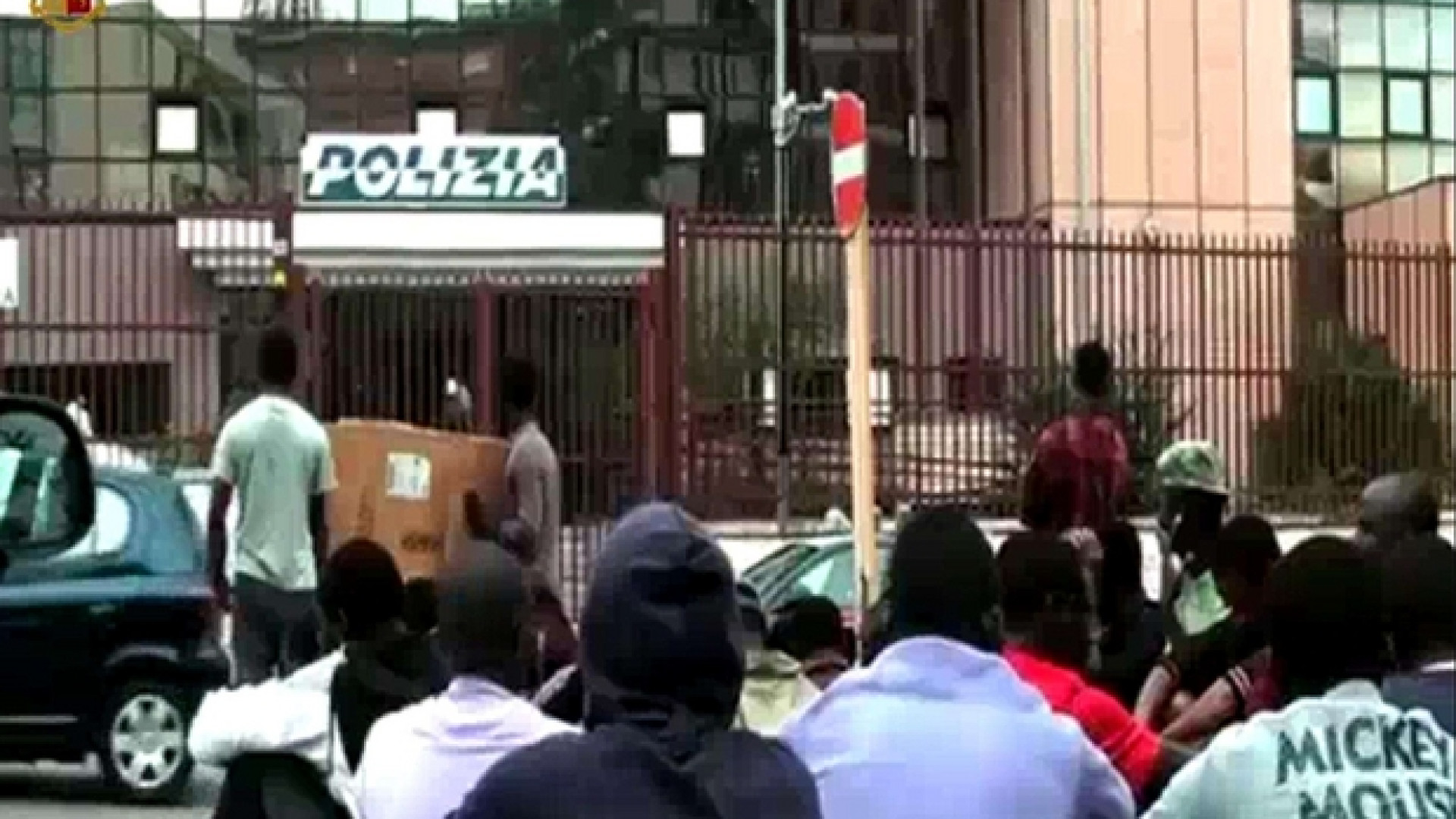Immagine di Migranti ridotti alla fame. La Procura: accoglienza barbarica