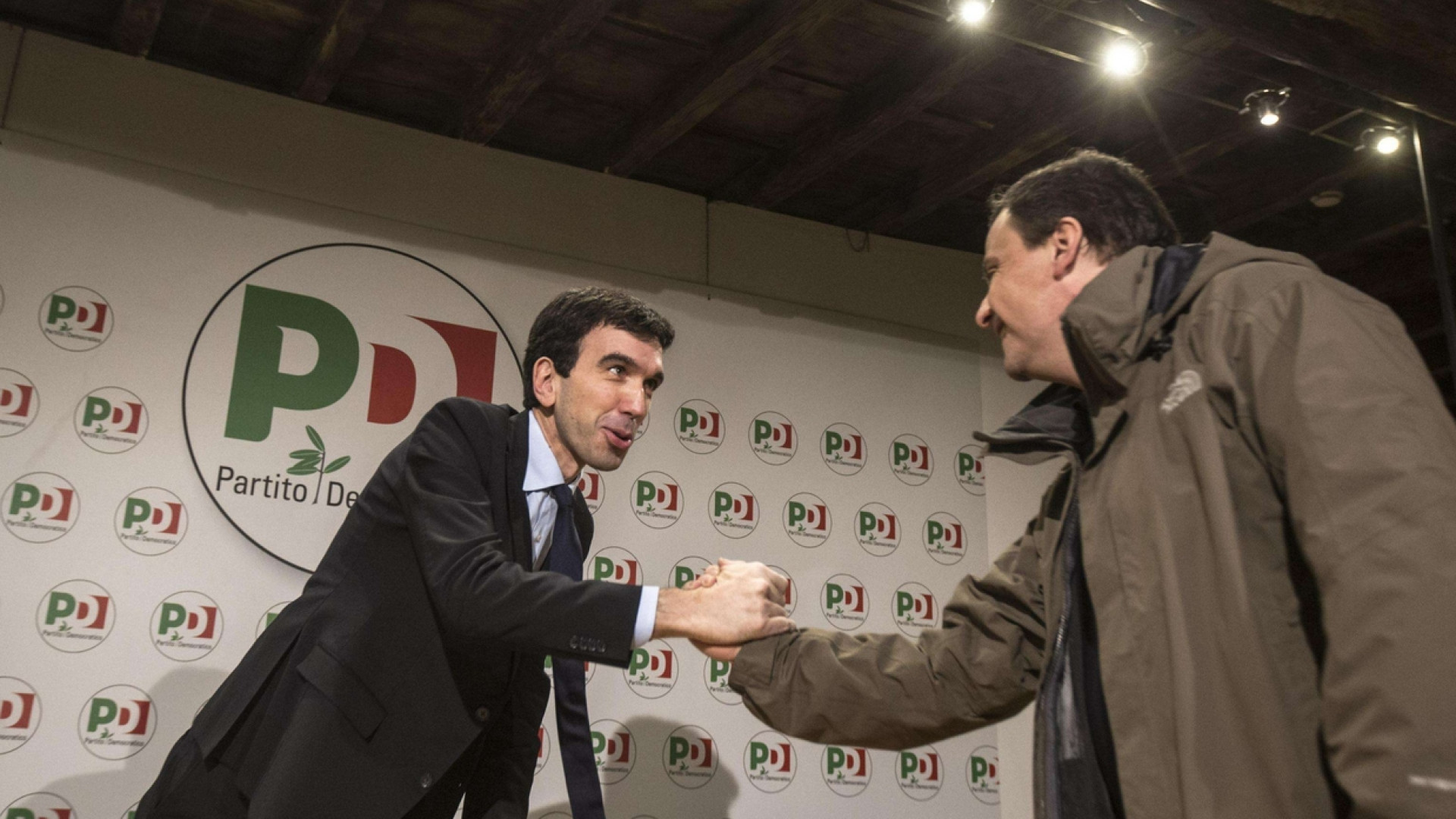 Immagine di Flop Pd, tra Calenda e Martina è duello sulla ripartenza
