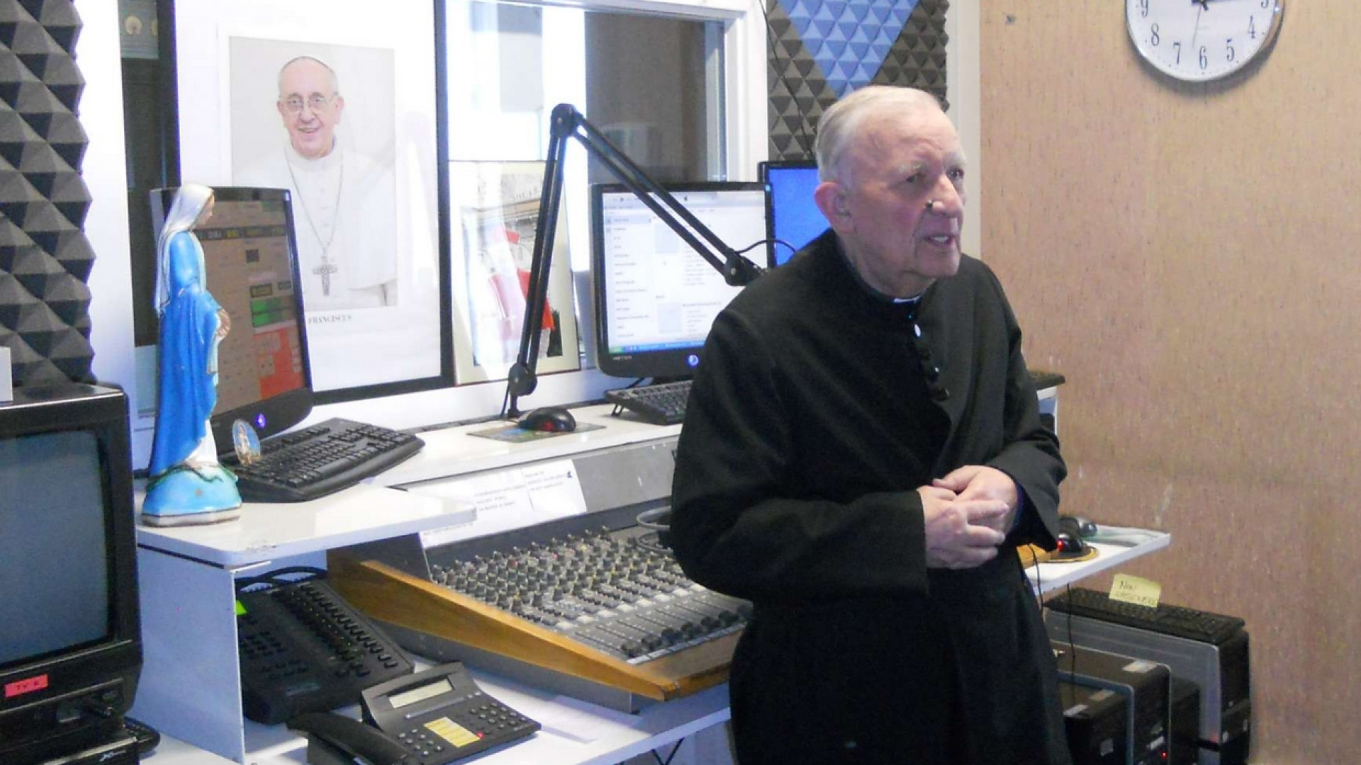 Immagine di Don Galbiati, il «microfono di Maria», festeggia 65 anni di sacerdozio